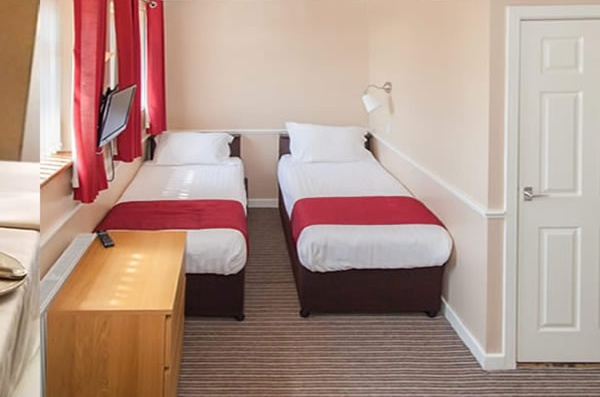 Blackpool Hotel 3 – twin room