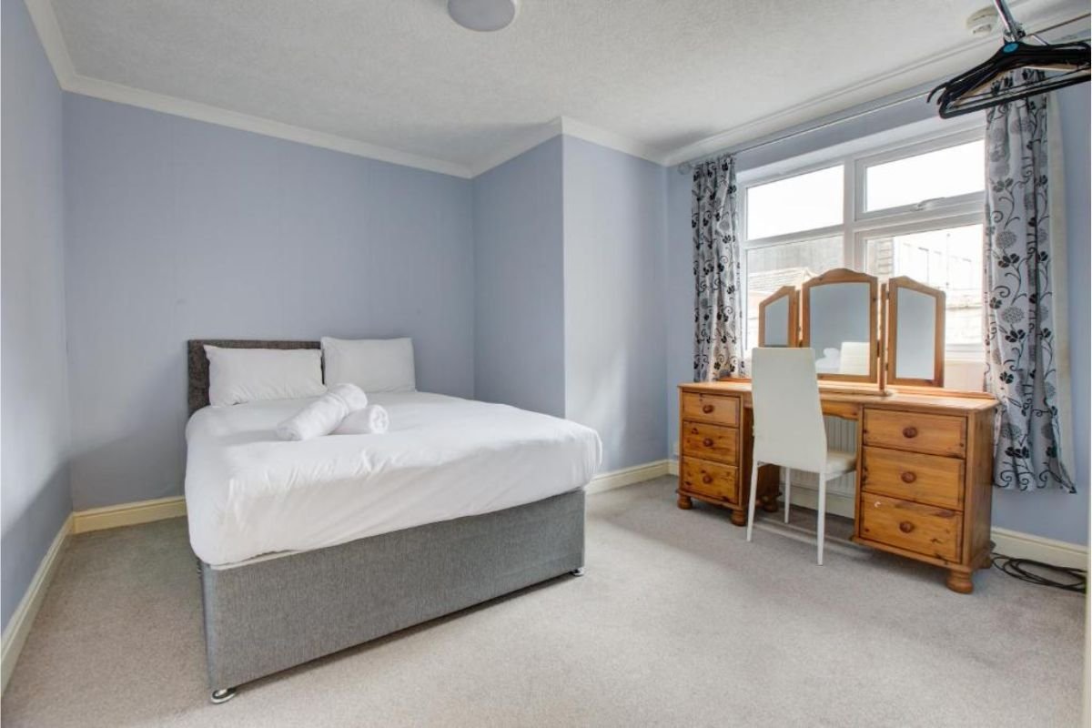 Bedroom at Sandringham Court Hotel